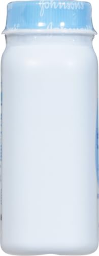 Johnson's Baby Naturally Derived Cornstarch Baby Powder with Aloe and Vitamin E for Delicate Skin, Hypoallergenic and Free of Parabens, Phthalates, and Dyes for Gentle Baby Skin Care, 1.5 oz