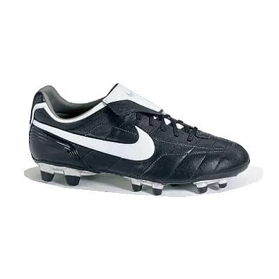nike tiempo classic