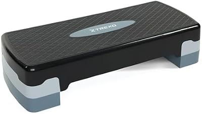 Aerobic Step 68 x 28 cm per Esercizi Cardio e Allenamento Fitness Altezza Regolabile 15-20 cm Resistente in Polipropilene e TPR Step da Aerobica di Alta Qualità Grigio