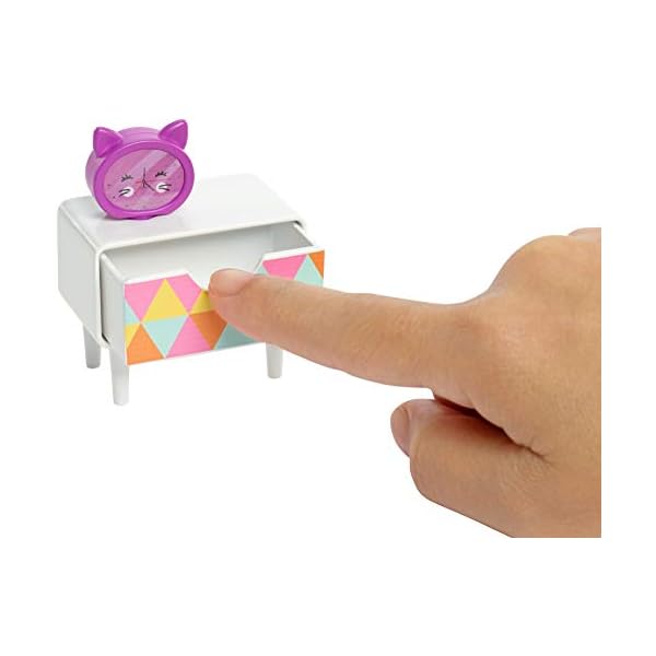 Barbie FXG83 - Club Chelsea Puppe Schlafzimmer Spielset, Puppen Spielzeug und Puppenzubeh?r ab 3 Jahren, Mehrfarbig – Bild 4