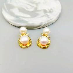 Henai Retro Wind Natural Freshwater Pearl Earrings