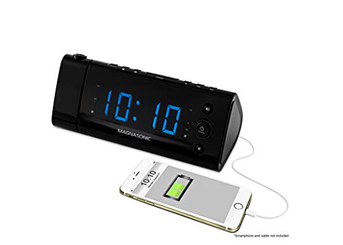 Magnasonic USB Charging Alarm Clock Radio with Time Projection, Battery Backup, Auto Time Set, Dual Alarm, 1.2" LED Display for Smartphones & Tablets (EAAC475)