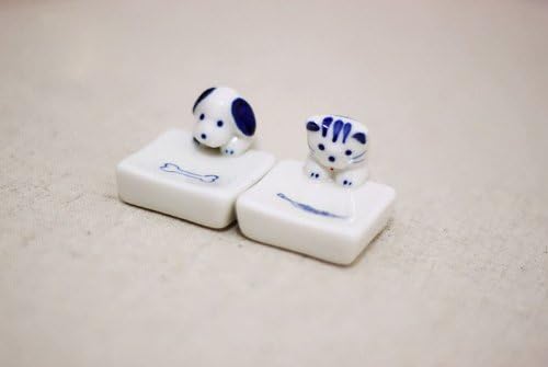 2pcs Chinese Ceramic Chopstick Rest Spoon Fork Knife Holder Cat and Dog Pattern
