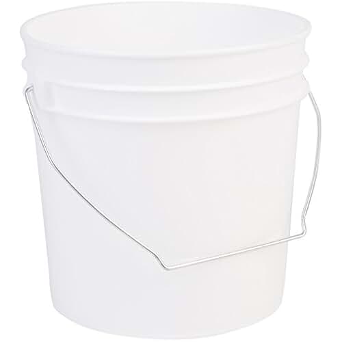 one gallon buckets