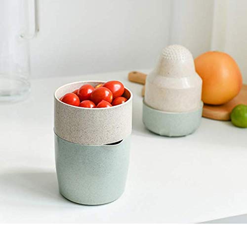 1PC Handheld Bottle Fruit Squeezer - Hand Juicer Citrus Orange Squeezer Manual Lid Rotation Press Reamer for Lemon Lime Grapefruit with Strainer and Container MZ