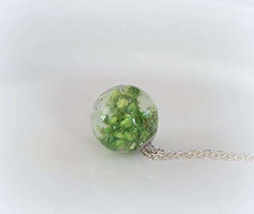 Artisan-made green flower resin Round ball Neklace