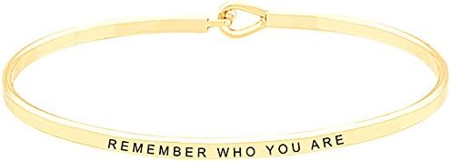 Women's "Remember Who You Are" Gold Tone Hook Bracelet. Size : 0.2" H, 2.5" D.