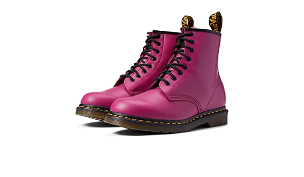 Amazon.com: Dr. Martens Bota de piel lisa 1460 Fucsia Smooth UK 13 (US  Hombres 14) Mediano : Ropa, Zapatos y Joyería