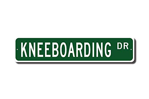 Iliogine Kneeboarding Sign Kneeboarding Fan Gift Water Skiing Sport Street Sign Novelty Metal Aluminum Sign Men Home Decor