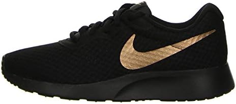 nike tanjun women's athletic shoes black red bronze