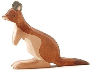 Ostheimer 2063 Kangaroo Father Figurine