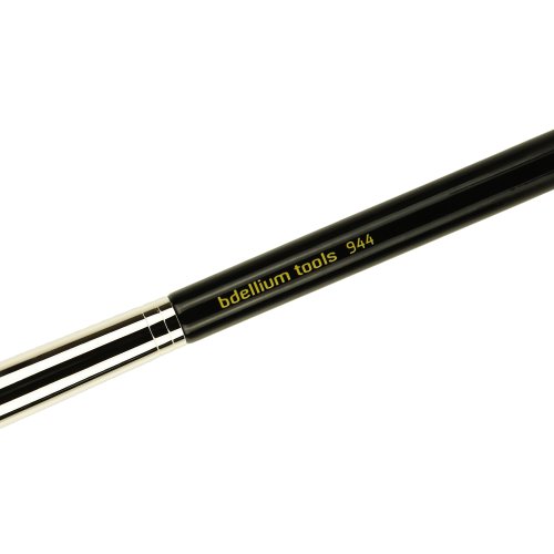 Bdellium Tools Professional Makeup Brush Maestro Series - Tapered Contour 944