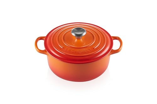 Le Creuset Signature Gusseisen-Bräter mit Deckel, Ø 20 cm, Rund, Für alle Herdarten und Induktion geeignet, Volumen: 2,4 l, 3,092 kg, Ofenrot, 2117720