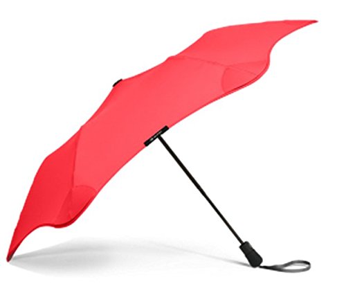 BLUNT Metro Travel Umbrella with 37â€ Canopy and Wind Resistant Radial Tensioning System - Red