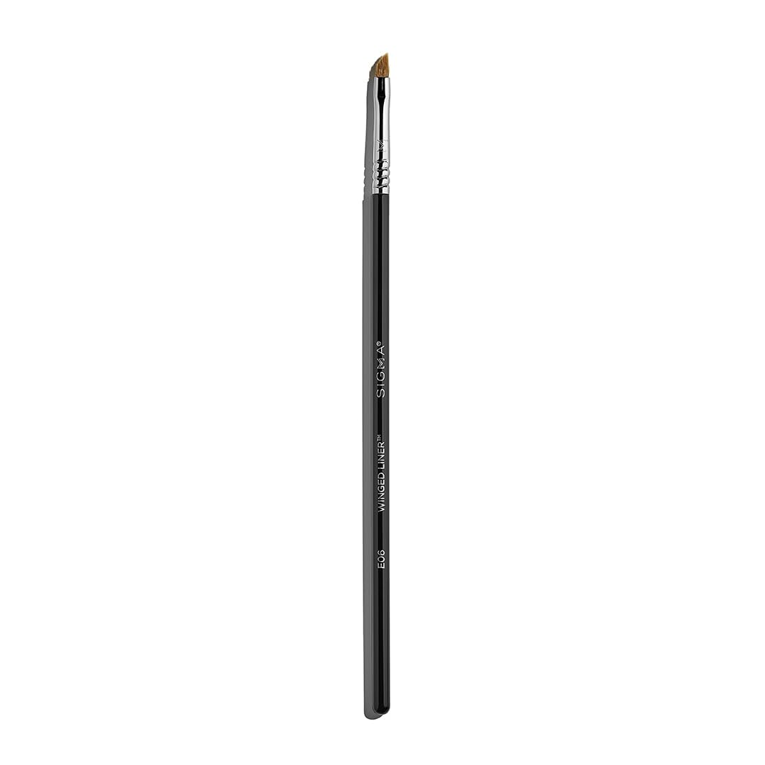 Sigma Beauty Professional E06 Eye Liner Brush – Fine Angled Eyeliner Brush with Pointed Tip for Meticulously Applying Gel and Liquid Eyeliner, For Cat Eyeliner & Winged Liner (1 Brush)