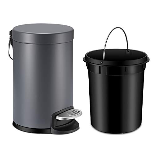 YCTEC 0.8 Gallon/3 Liter Mini Trash Can with Lid Soft Close and
