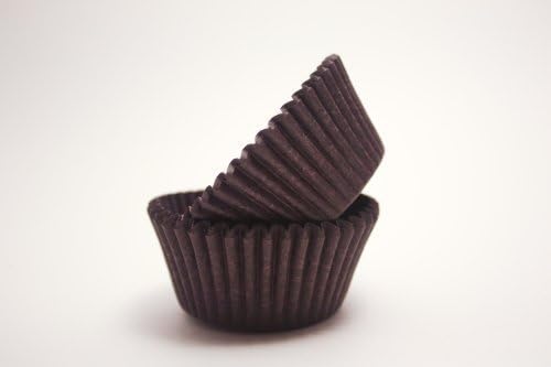 Brown Cupcake Liners/Brown Baking Cups (Standard Height 2 base 2 1/4 height) by Bakers Stock