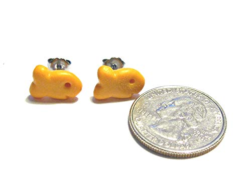 Fish Cracker Stud Earrings - Tiny Food Jewelry - Thumbnail 5