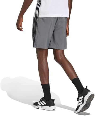 Hombre Workout Essentials Base 3 Stripes Woven Short 7 Inches Shorts, Grey Five/Black, M