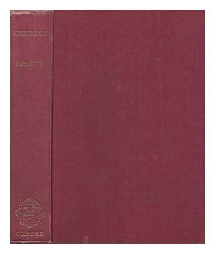 Catullus: A Commentary (Latin and English Edition) by