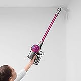 Dyson V7