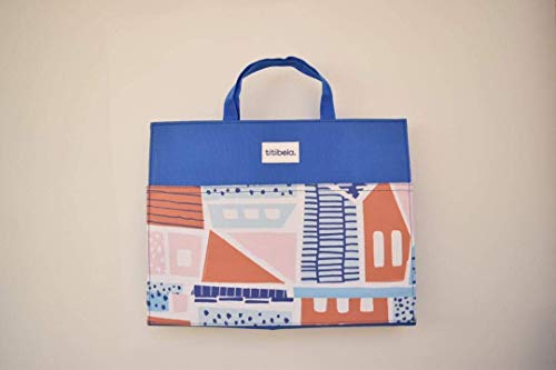 Incredible mom & baby organizer – It is light and compact; keep everything where it should be- A smart product for moms who want to keep using their special tote bag- Printed Tbag by Titibela