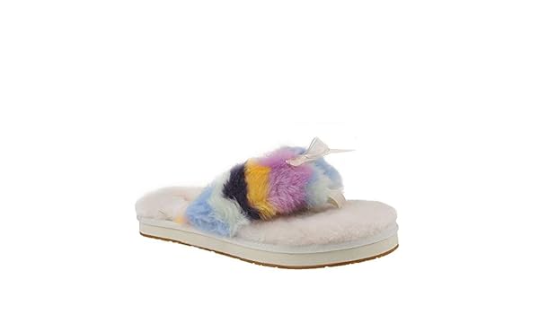 fluff mural flip flop iii