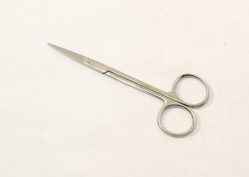 4.5" Iris Scissors Sharp and Good Quality - Thumbnail 2