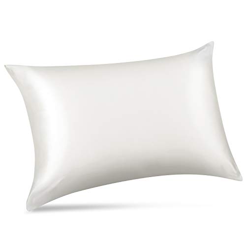 alaska bear pillowcase