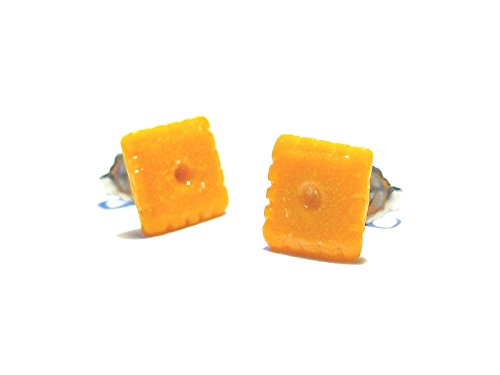 Cheese Cracker Stud Earrings - Tiny Food Jewelry - Thumbnail 7