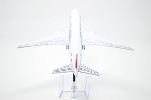 TANG DYNASTY(TM) 1:400 16cm Boeing B-777 Japan Airline Metal Airplane Model Plane Toy Plane Model