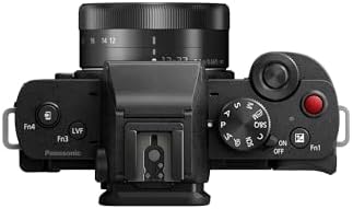 Lumix DC-G100DKEGK Micro Four Thirds spiegellose Kamera mit Lumix G Vario 12-32 mm F3.5-5.6 Objektiv, 20,3 MP, 4K 30p & FHD 60 Video, Vlogging-Cam, Freiwinkel-Monitor, USB-C-Ladung, Schwarz