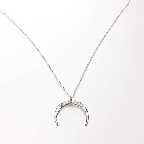The Everyday Naja Crescent Moon Necklace in Sterling Silver