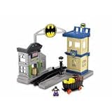 Fisher-Price GeoTrax DC Super Friends Deluxe Playset - Gotham City