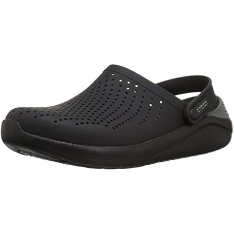 crocs nearby