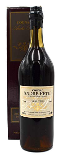 Rarität: Andre Petit Cognac 1990 Hors D'Age 0,7l mit Geschenkpackung