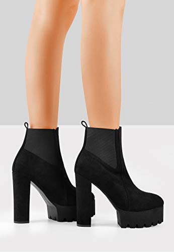 thick heeled ankle boots