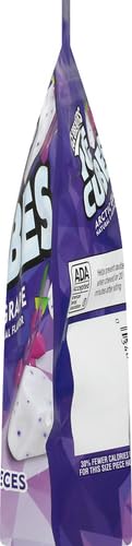 ICE BREAKERS ICE CUBES ARCTIC GRAPE SUGAR FREE CHEWING GUM POUCH, 8.11 OZ (100 PIECES)