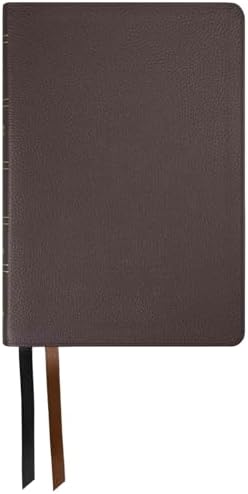 The Golden Dictionary: 1030 Words and More Than 1500 Pictures in