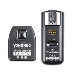 UPC 689061615295, Yongnuo RF-602 2.4GHz Wireless Remote Flash Synchronized Trigger for Canon 580EX II, 580EX, 540EZ, 520EZ, 430EZ, 430EX, 420EX, 420EZ, 380EX Cameras