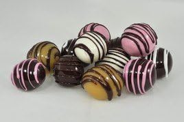 12 TRUFFLES FROSTED IN A VARIETY OF COLORS