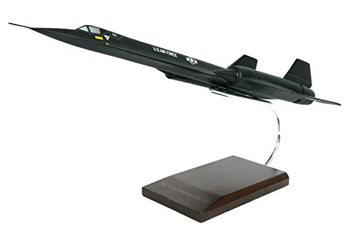 Mastercraft Collection Lockheed SR-71A Blackbird Mach 3+ USAF Air Force NASA Strategic Reconnaissance Aircraft Jet Supersonic Aircraft Model Scale: 1/72