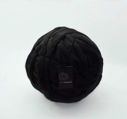 Mammoth Super Chunky Giant Extreme Yarn. Black 4 kg.