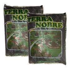 2 Terra Nobre Vegetal Adubada 5kg Horta Vaso Plantas Jardim (Kit 2 pacotes - Total 10Kg.)