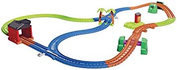 thomas and nia cargo delivery