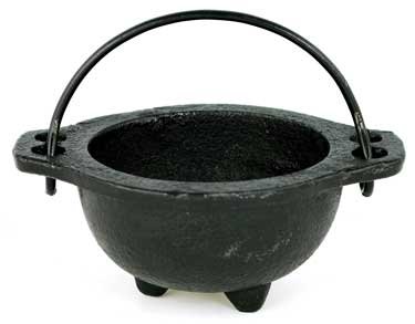 Mini Cast Iron Cauldron 3