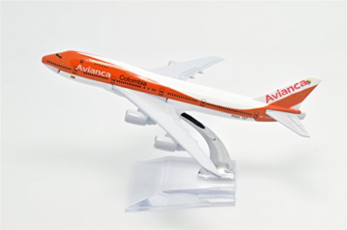 TANG DYNASTY(TM) 1:400 16cm Boeing B747-200 Avianca Airline Metal Airplane Model Plane Toy Plane Model