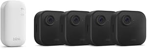 Blink-Kamera Outdoor 4 | Kabellose intelligente HD-Sicherheitskamera, zwei Jahre Batterielaufzeit, funktioniert mit Alexa | 4-Kamera-System mit enthaltenem Sync Module Core | IP65