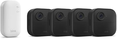 Blink-Kamera Outdoor 4 | Kabellose intelligente HD-Sicherheitskamera, zwei Jahre Batterielaufzeit, funktioniert mit Alexa | 4-Kamera-System mit enthaltenem Sync Module Core | IP65
