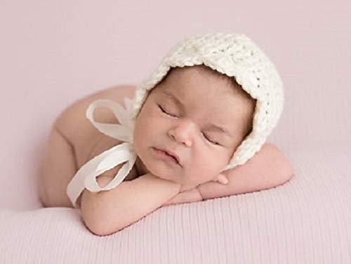 White baby bonnet hat Clearance